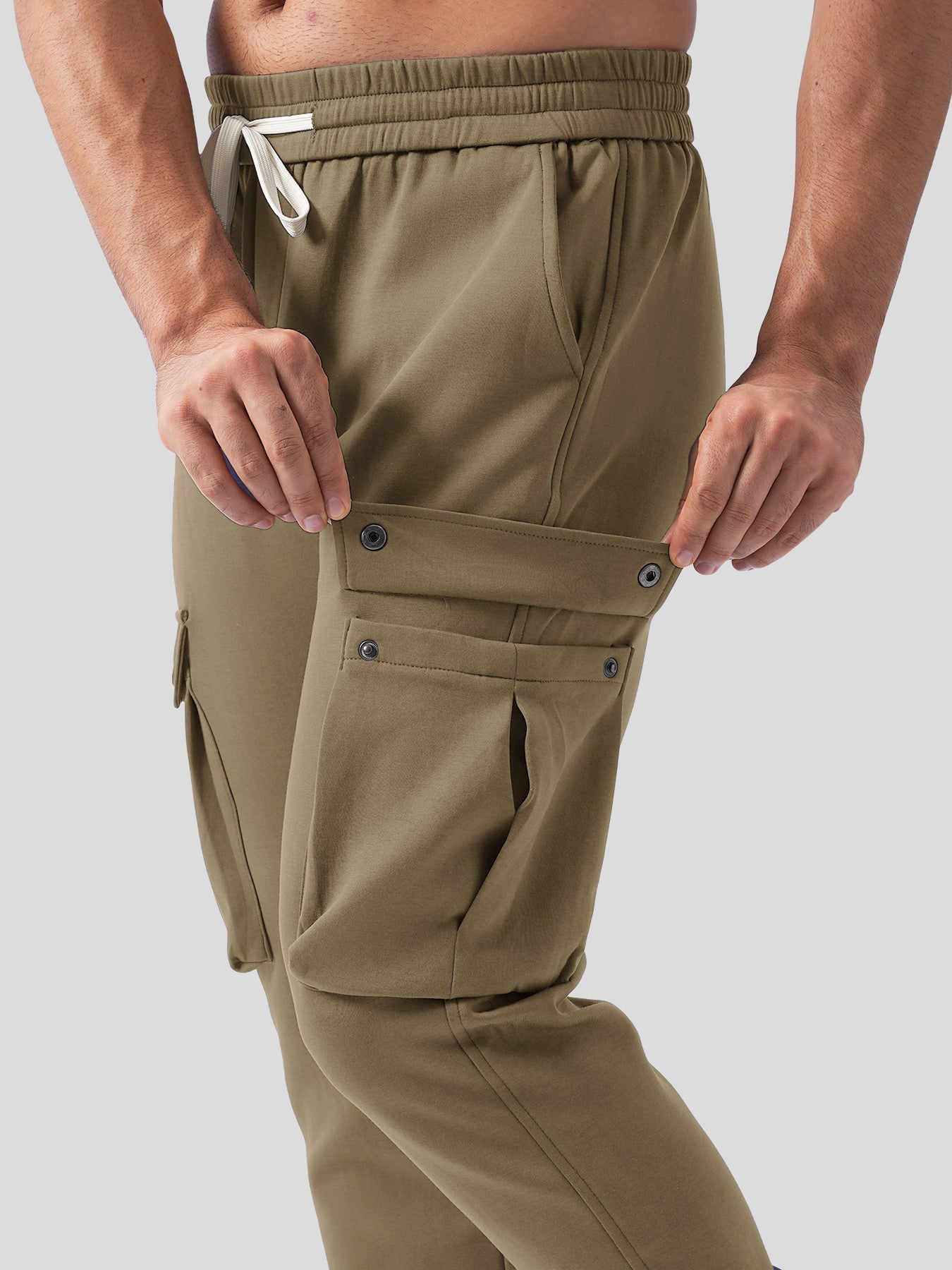 Weekend Performance Cargo Pocket Jogger